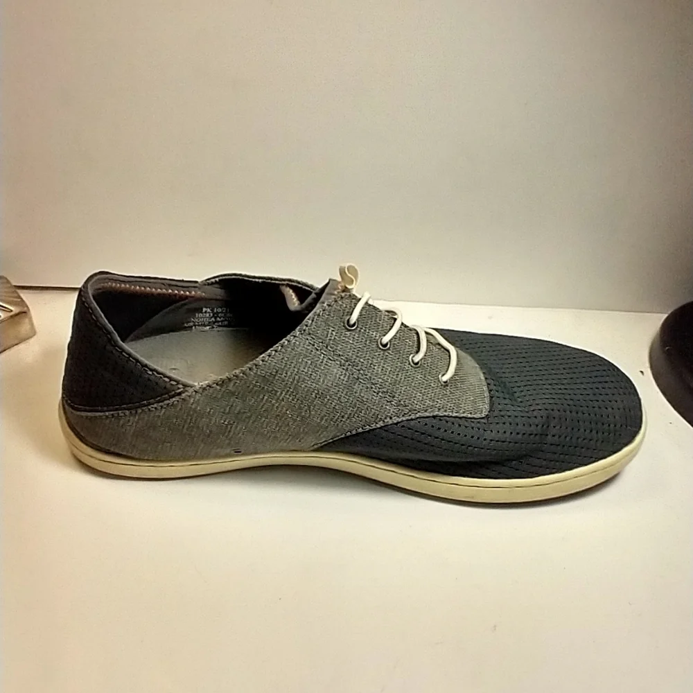 Olukai Nohea Moku No Tie Pull On Boat Shoes Sneakers Men's sz 10.5.